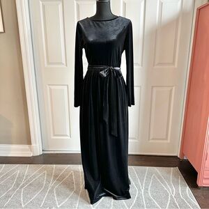 Zattcas Black Velvet Maxi Dress NWT